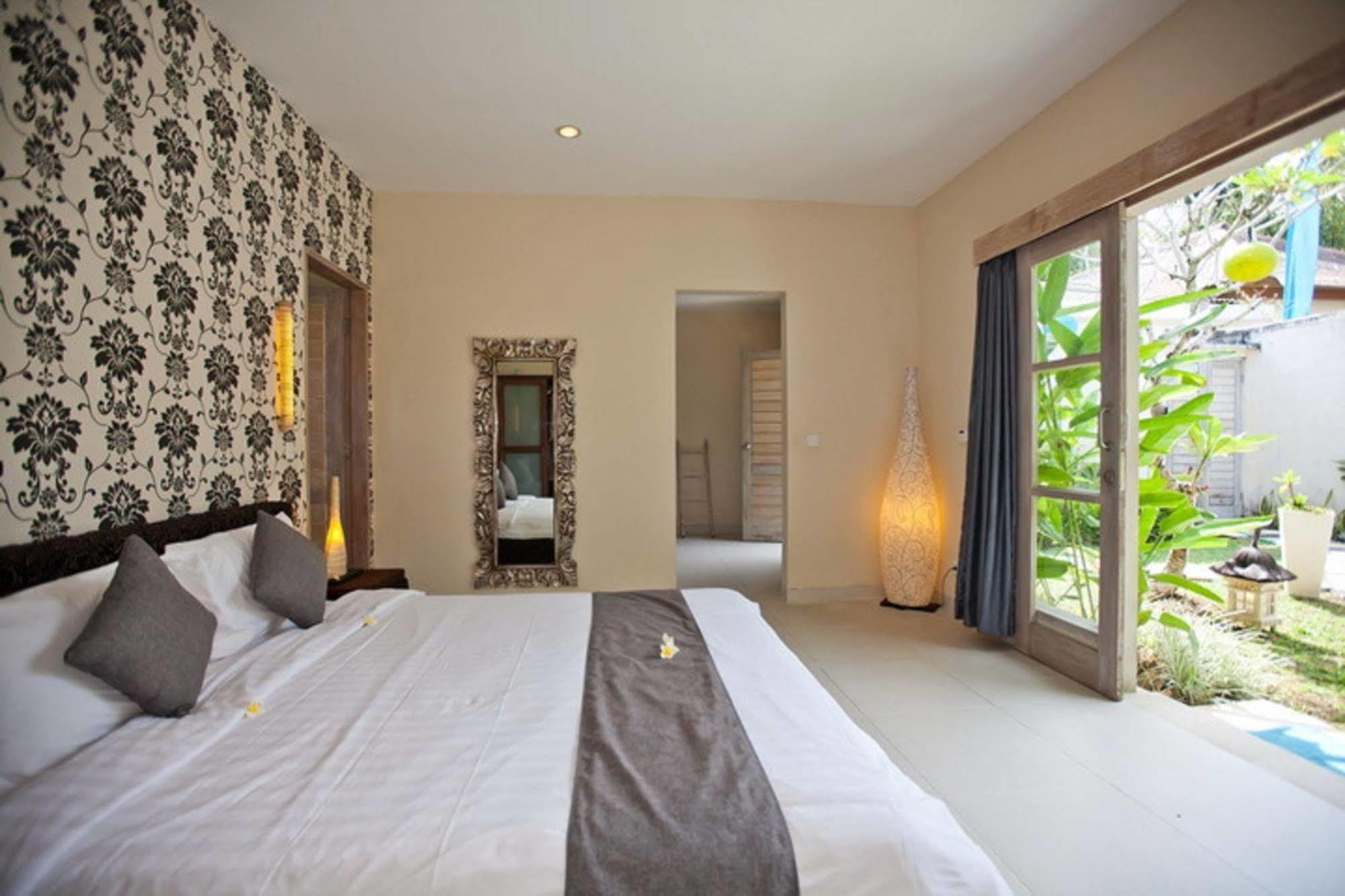 Enigma Bali Villas Kuta Lombok Esterno foto